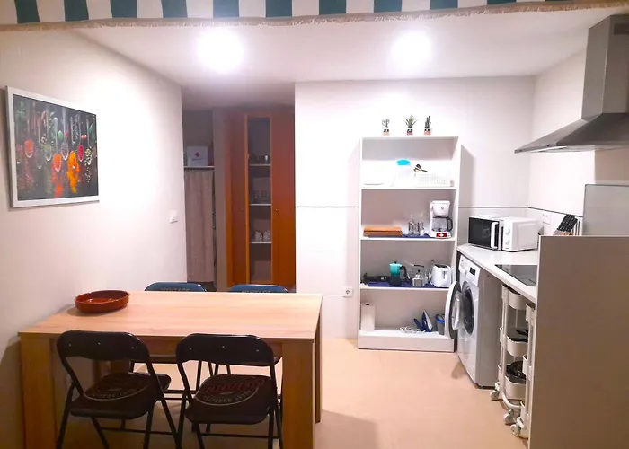 Apartamento Con Piscina Cerca De La Playa